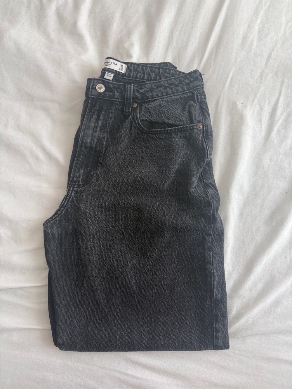 A&F Curve Love Loose Jean (Black)